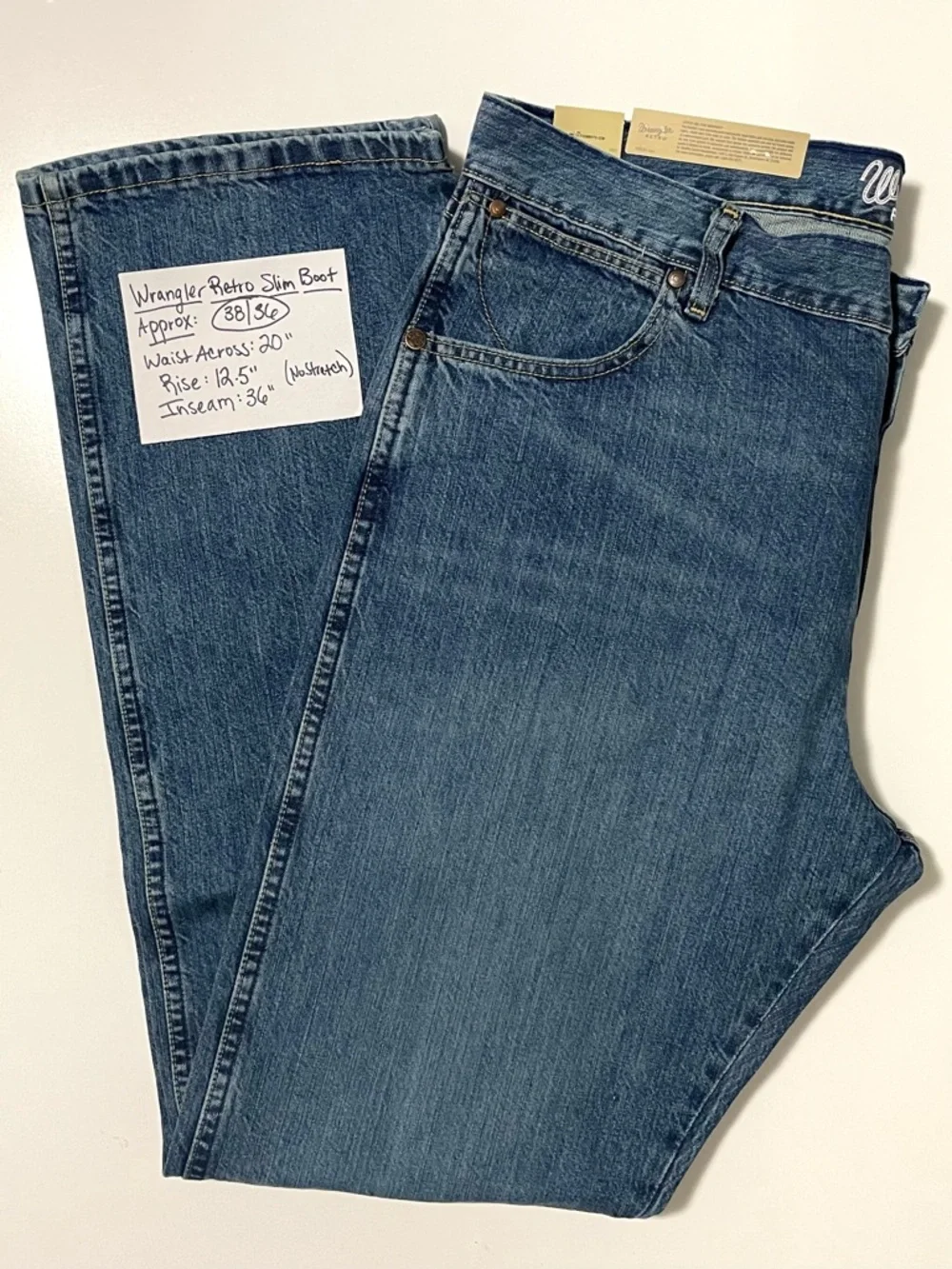 NWT Wrangler Retro Jeans - Slim Boot & Medium Wash - Size 38 | 36